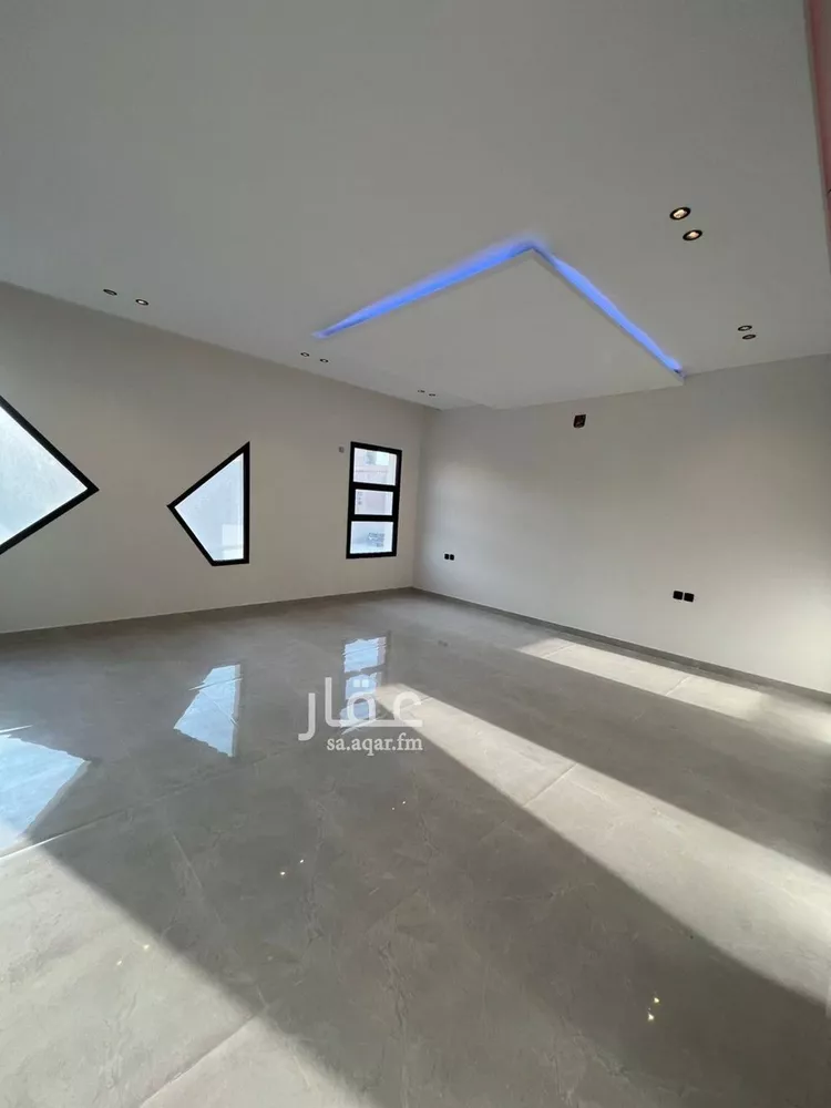 Villa for Sale in Riyadh Al Mahdiyah صورة 5