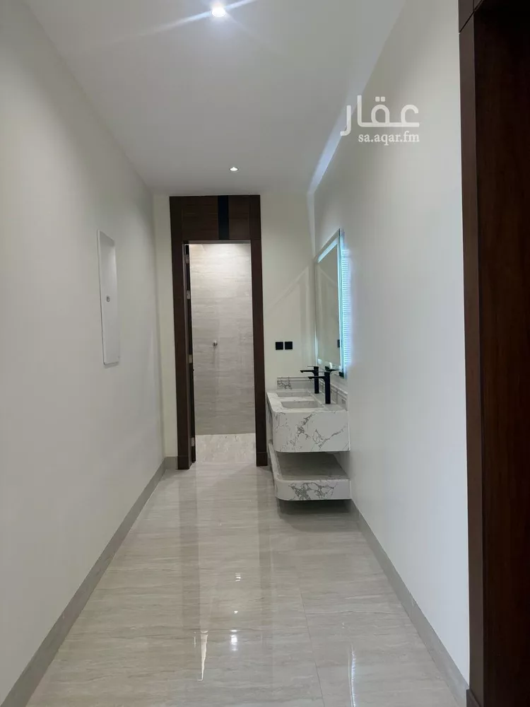 فيلا للبيع في شارع السيل الكبير, حي المهدية, مدينة الرياض, منطقة الرياض صورة 5