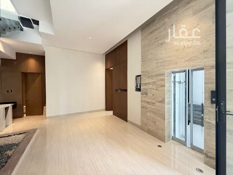 فيلا للبيع في شارع السيل الكبير, حي المهدية, مدينة الرياض, منطقة الرياض صورة 4