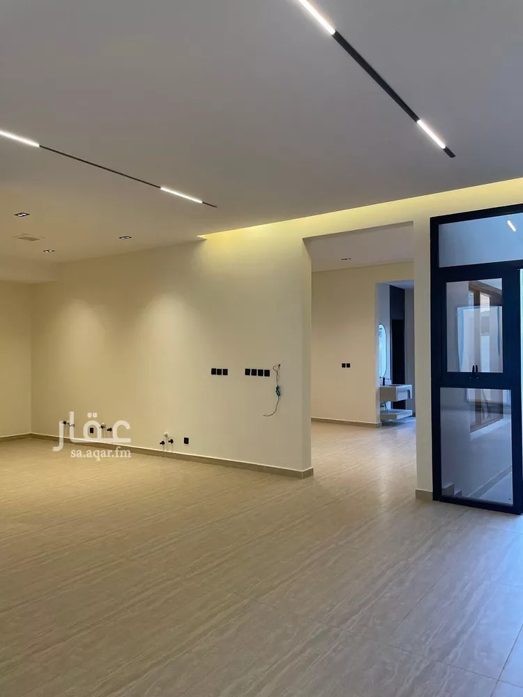 Floor for Sale in Riyadh Az Zahrah 15