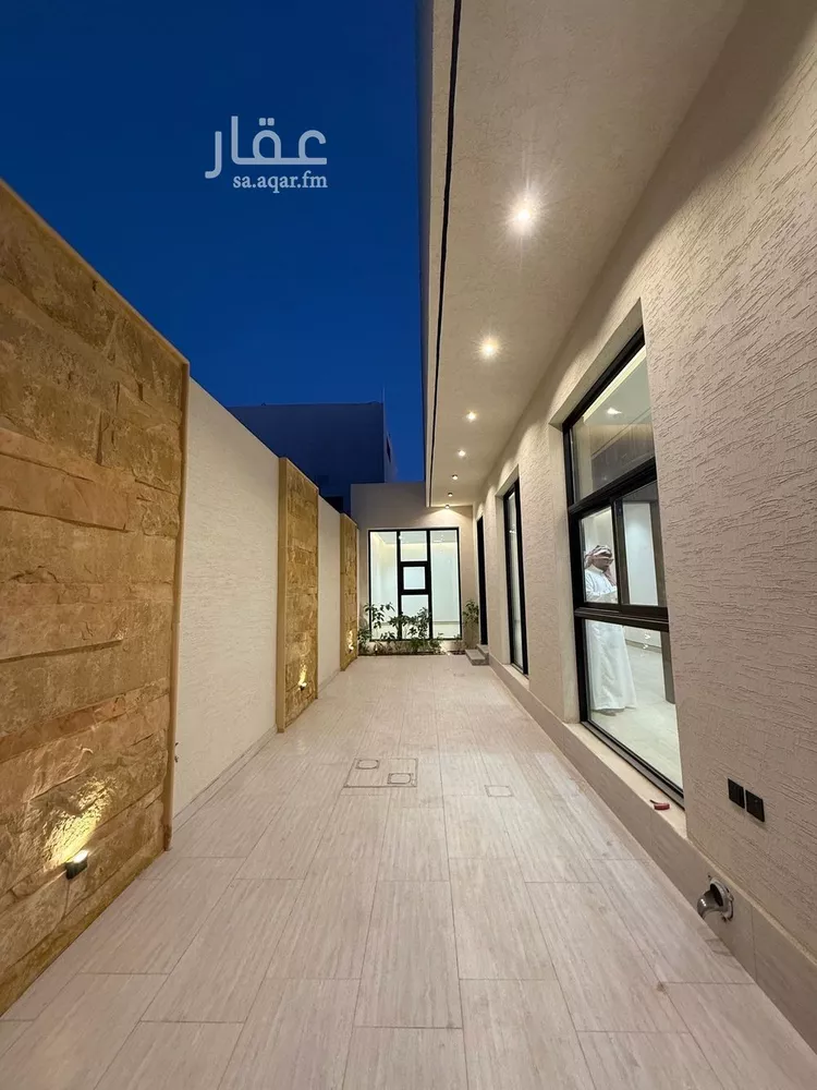 فيلا للبيع في شارع فؤاد محمد عمر توفيق, حي المهدية, مدينة الرياض, منطقة الرياض صورة 3
