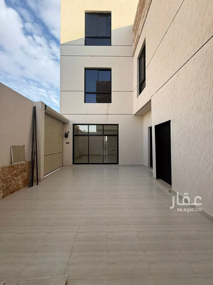 فيلا للبيع في شارع نبرة, حي ظهرة لبن, مدينة الرياض, منطقة الرياض صورة 3