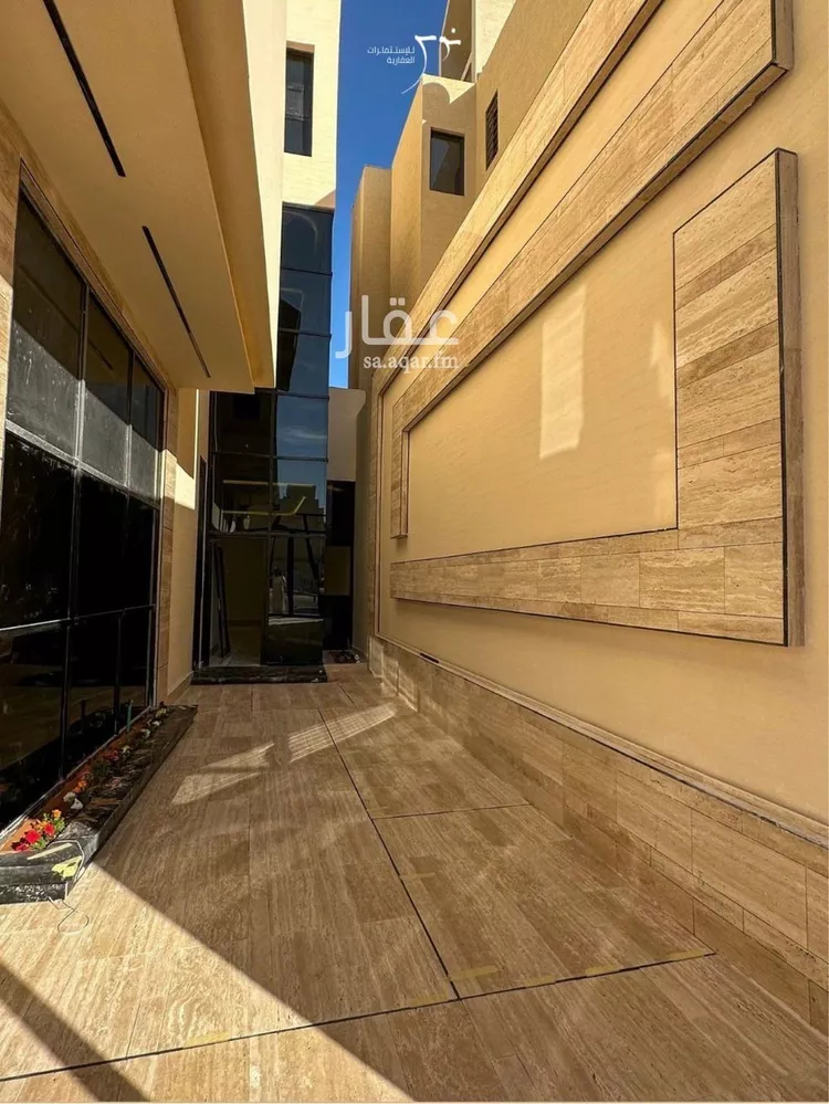 فيلا للبيع في شارع إسماعيل بن أبي الغنائم, حي المهدية, مدينة الرياض, منطقة الرياض صورة 2