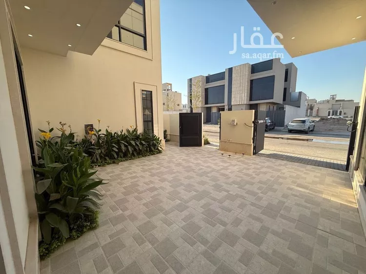فيلا للبيع في شارع السيل الكبير, حي المهدية, مدينة الرياض, منطقة الرياض صورة 3