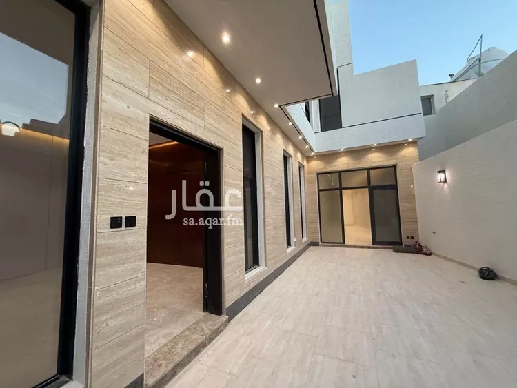 فيلا للبيع في شارع عفيف الدين الثقفي, حي المهدية, مدينة الرياض, منطقة الرياض صورة 3