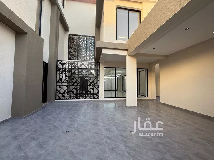 فيلا للبيع في شارع عبدالعزيز بن أبي محذورة, حي المهدية, مدينة الرياض, منطقة الرياض صورة 4