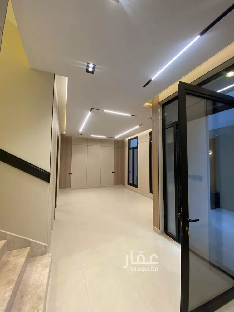 فيلا للبيع في شارع فؤاد محمد عمر توفيق, حي المهدية, مدينة الرياض, منطقة الرياض صورة 4