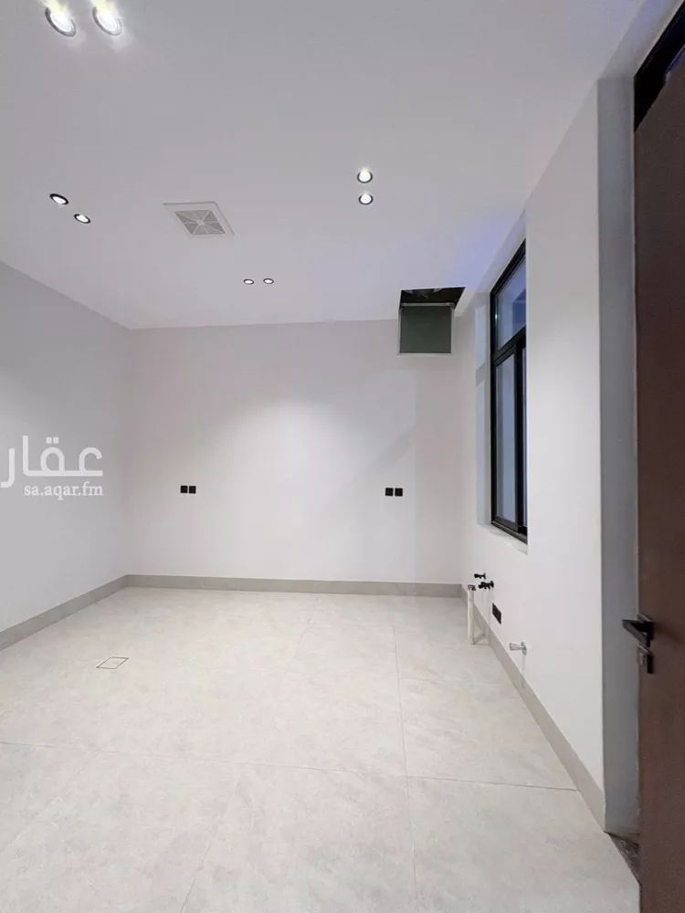 فيلا للبيع في شارع أحمد الكازروني, حي المهدية, مدينة الرياض, منطقة الرياض 20