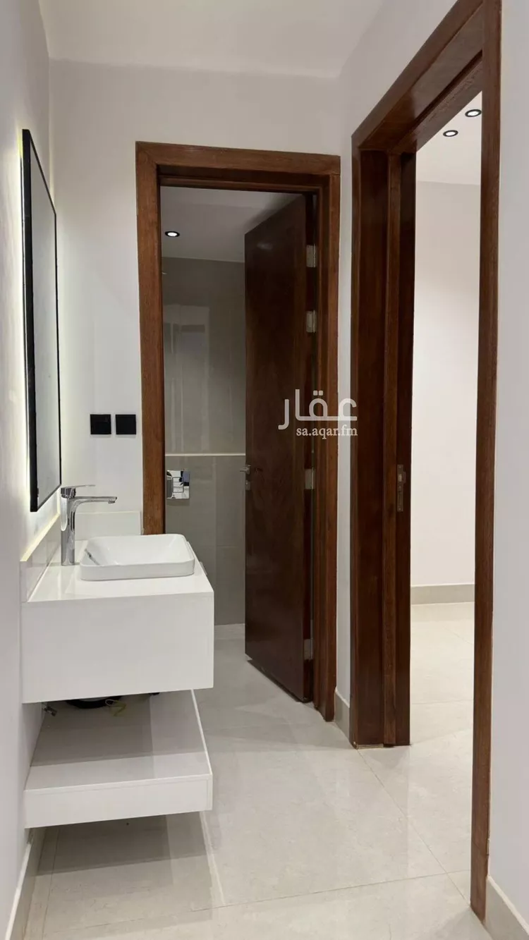 فيلا للبيع في شارع عفيف الدين الثقفي, حي المهدية, مدينة الرياض, منطقة الرياض صورة 4