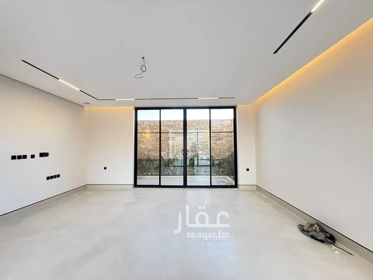 Villa for Sale in Riyadh Al Mahdiyah 12