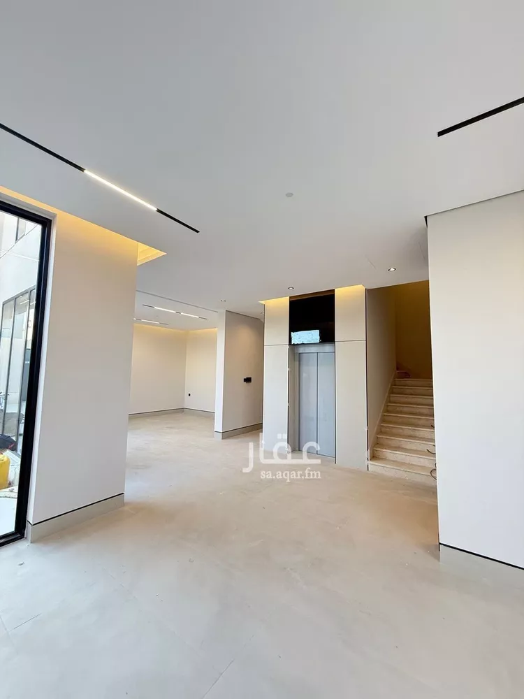 Villa for Sale in Riyadh Al Mahdiyah 14