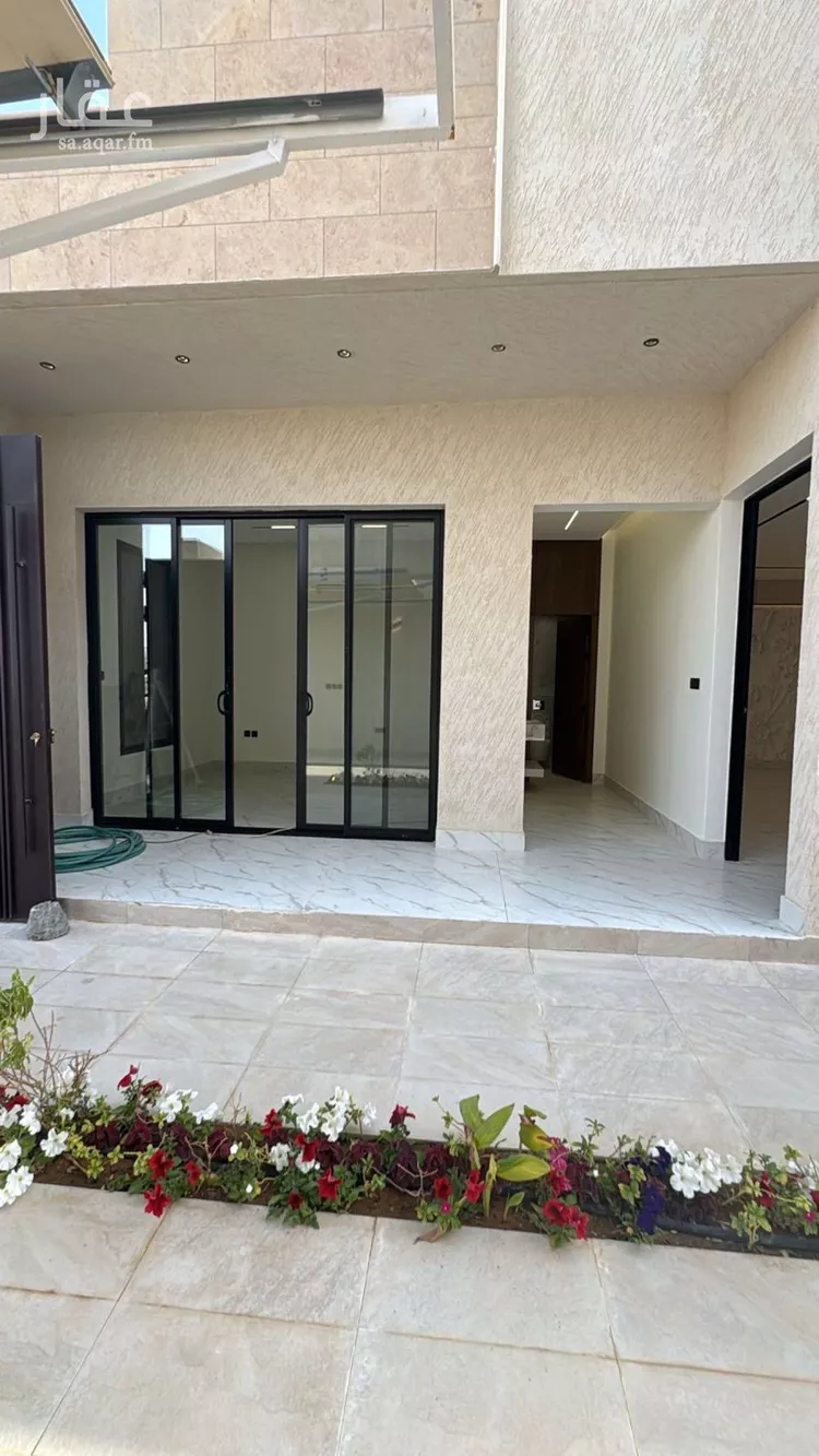 فيلا للبيع في شارع السيل الكبير, حي المهدية, مدينة الرياض, منطقة الرياض صورة 4