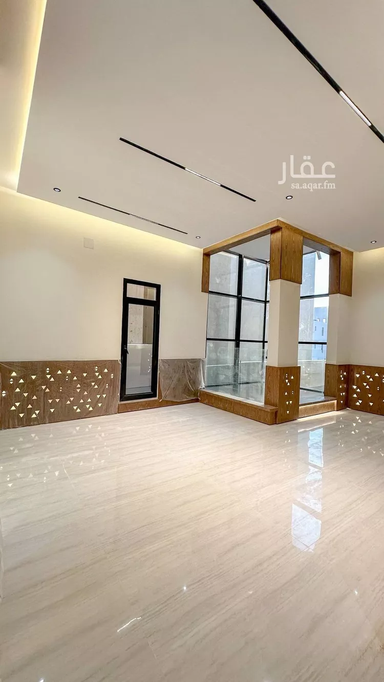 فيلا للبيع في شارع إسماعيل بن أبي الغنائم, حي المهدية, مدينة الرياض, منطقة الرياض 17