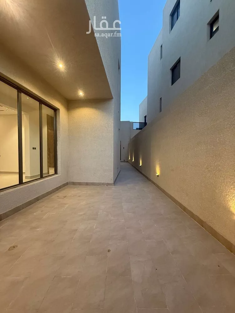 فيلا للبيع في شارع السيل الكبير, حي المهدية, مدينة الرياض, منطقة الرياض صورة 3