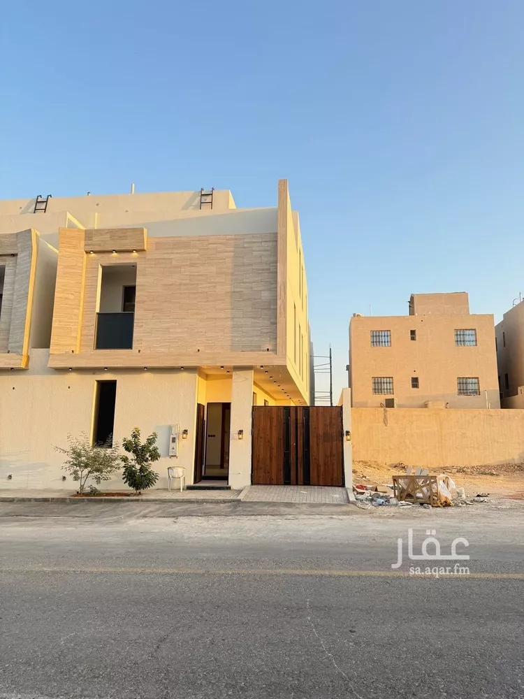 فيلا للبيع في شارع السيل الكبير, حي المهدية, مدينة الرياض, منطقة الرياض صورة 2