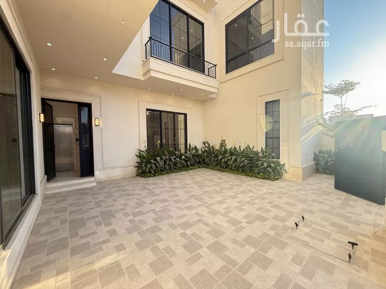 فيلا للبيع في شارع السيل الكبير, حي المهدية, مدينة الرياض, منطقة الرياض صورة 4