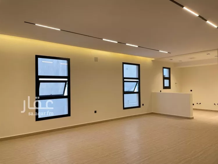 Floor for Sale in Riyadh Az Zahrah 21