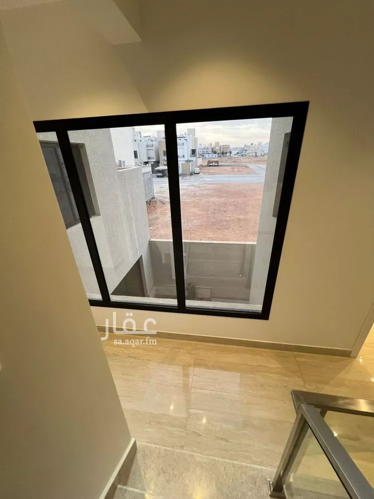 فيلا للبيع في شارع أبي الزناد, حي المهدية, مدينة الرياض, منطقة الرياض صورة 2