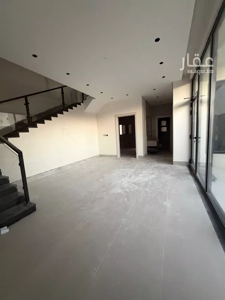 فيلا للبيع في شارع نافع بن صبرة, حي طيبة, مدينة الدمام, المنطقة الشرقية صورة 3