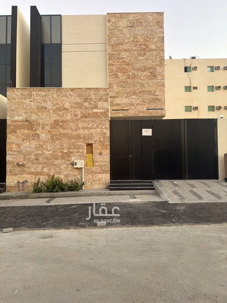 فيلا للبيع في شارع نافع بن صبرة, حي طيبة, مدينة الدمام, المنطقة الشرقية