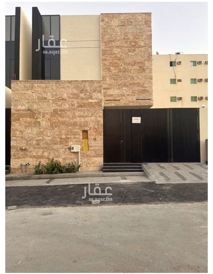 فيلا للبيع في شارع نافع بن صبرة, حي طيبة, مدينة الدمام, المنطقة الشرقية صورة 2