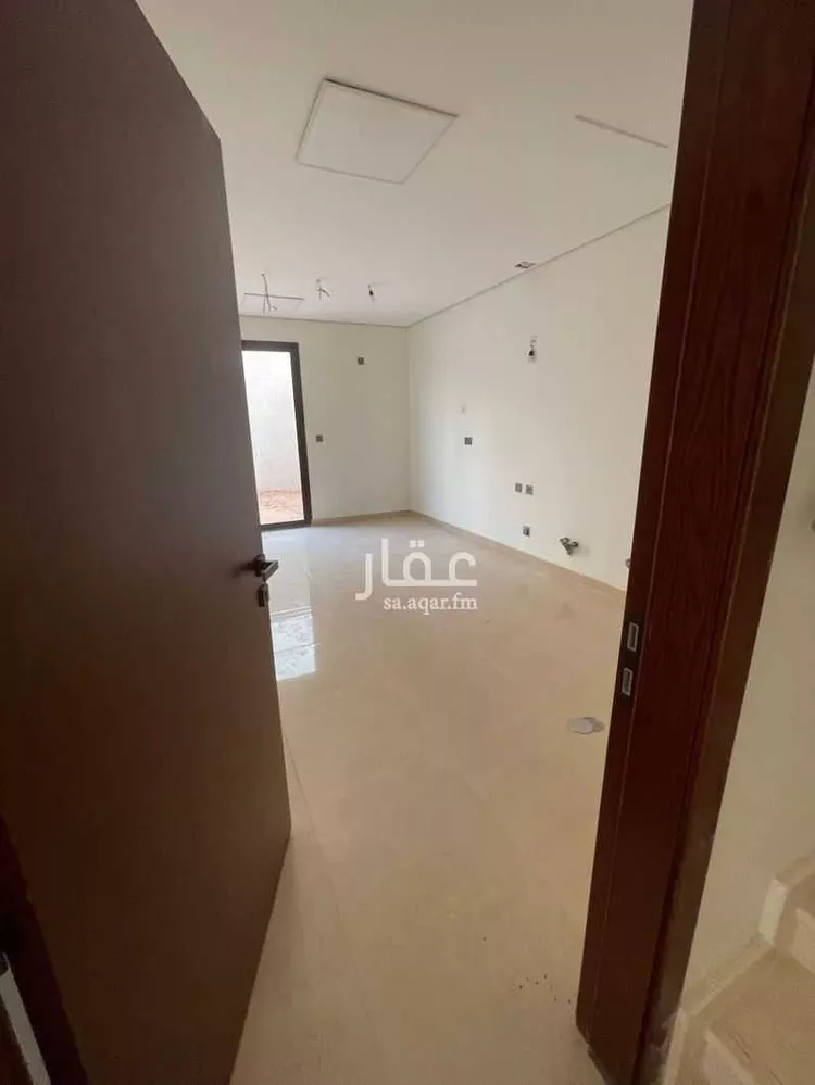فيلا للإيجار في شارع الامير فيصل بن بندر بن عبدالعزيز الفرعي ، حي مطار الملك خالد الدولي ، الرياض ، منطقة الرياض 1 صورة