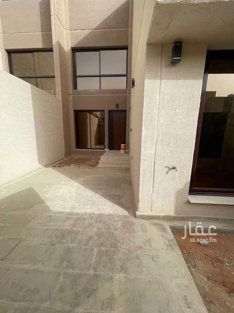 فيلا للإيجار في شارع الامير فيصل بن بندر بن عبدالعزيز الفرعي ، حي مطار الملك خالد الدولي ، الرياض ، منطقة الرياض صورة 5