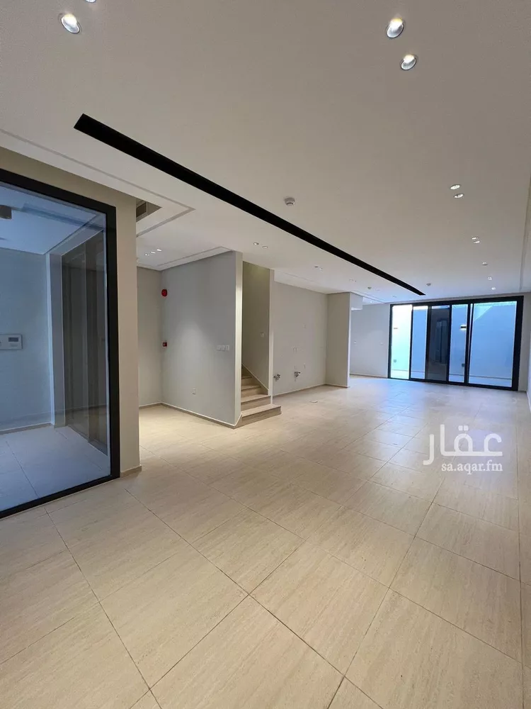 فيلا للإيجار في شارع محمد بن حمد بن فارس, حي العارض, مدينة الرياض, منطقة الرياض صورة 2