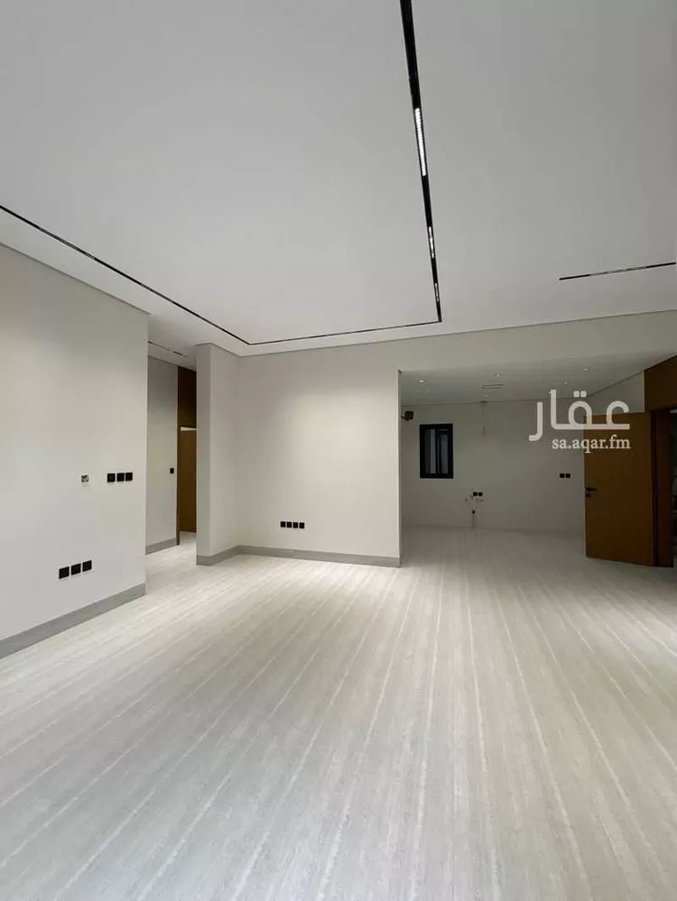 دور للبيع في شارع عمرو بن نعامة, حي الصفاء, مدينة الرياض, منطقة الرياض صورة 5