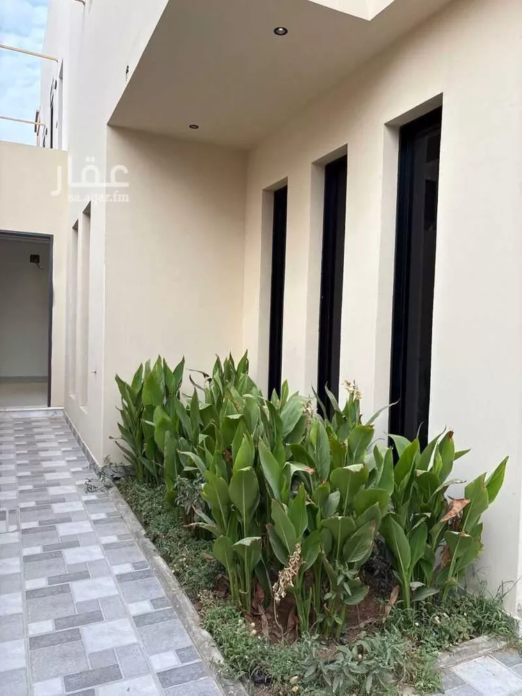 دور للبيع في شارع عمرو بن نعامة, حي الصفاء, مدينة الرياض, منطقة الرياض صورة 4