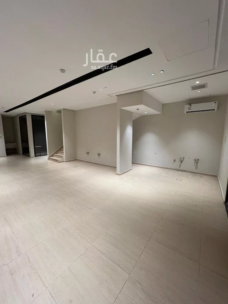 فيلا للإيجار في شارع محمد بن حمد بن فارس, حي العارض, مدينة الرياض, منطقة الرياض صورة 3