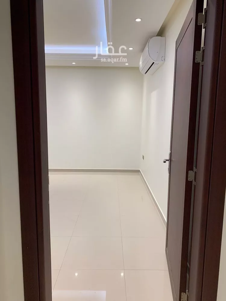 فيلا للإيجار في شارع رقم 334, حي الياسمين, مدينة الرياض, منطقة الرياض صورة 4
