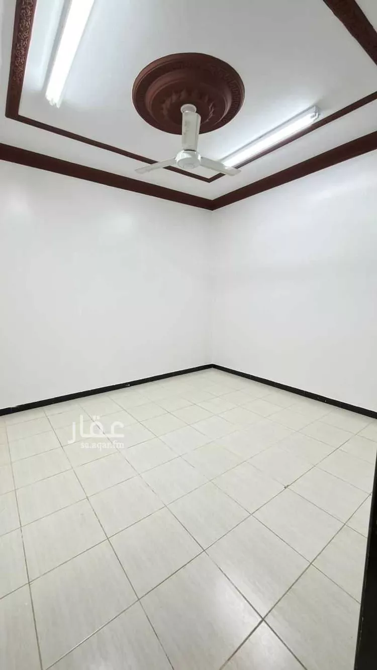 شقة للإيجار في شارع مروج الامير, حي المروج, مدينة تبوك, منطقة تبوك صورة 2