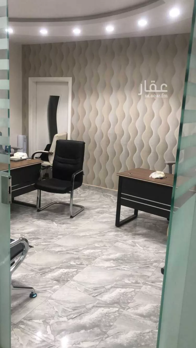 مكتب تجاري للإيجار في شارع الخزنة, حي إشبيلية, مدينة الرياض, منطقة الرياض صورة 2
