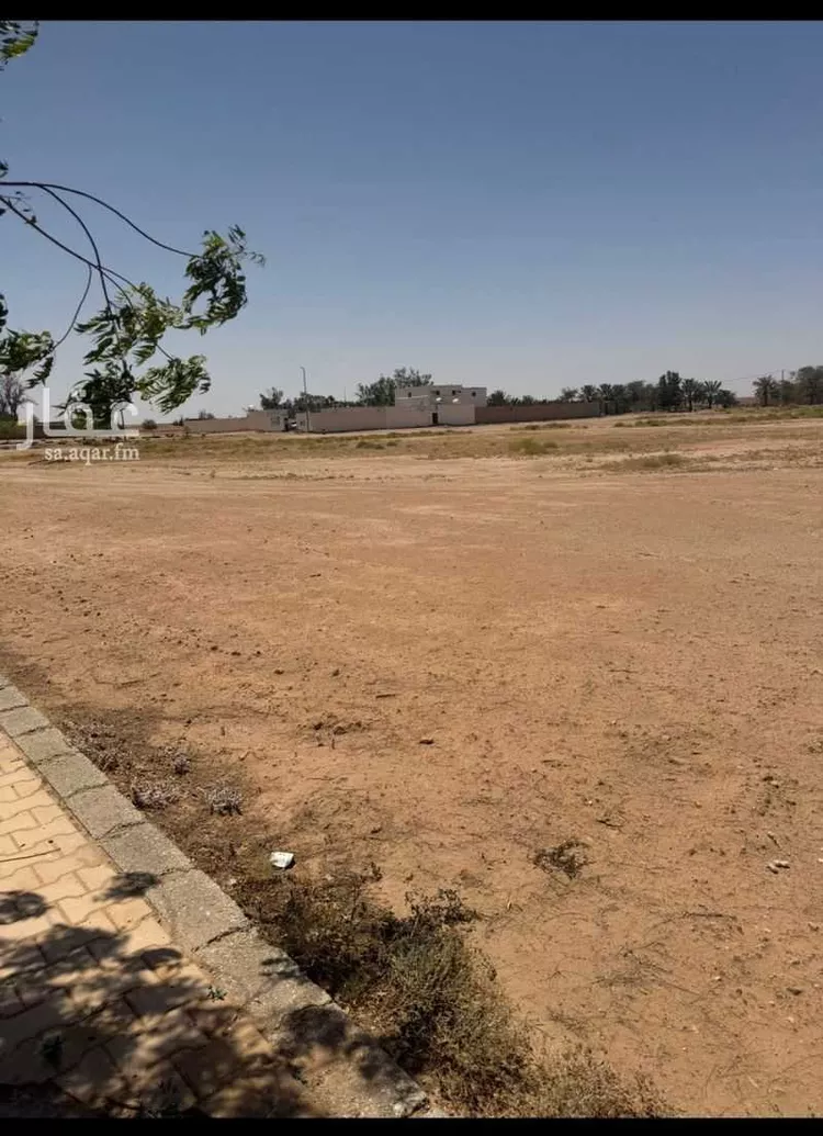 أرض للبيع في شارع طريق الامير فهد الفيصل, حي الملك عبد العزيز, مدينة البطين, منطقة القصيم صورة 3