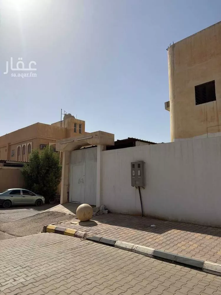 فيلا للبيع في شارع طريق الملك فهد, حي الأندلس, مدينة المزاحمية, منطقة الرياض صورة 3