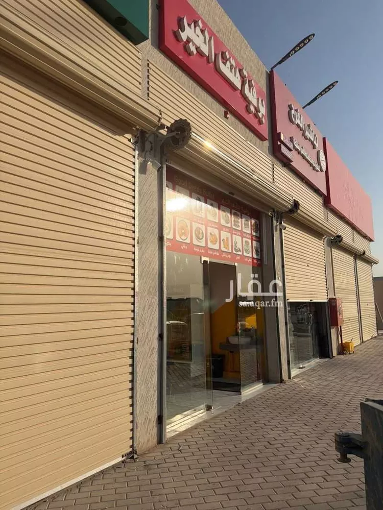 عمارة للبيع في شارع الاربعين, حي الجنادرية, مدينة الرياض, منطقة الرياض 7