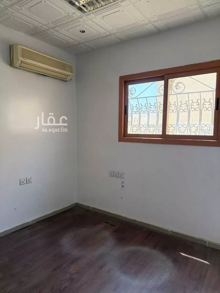 مكتب تجاري للإيجار في شارع الخزنة, حي إشبيلية, مدينة الرياض, منطقة الرياض صورة 4