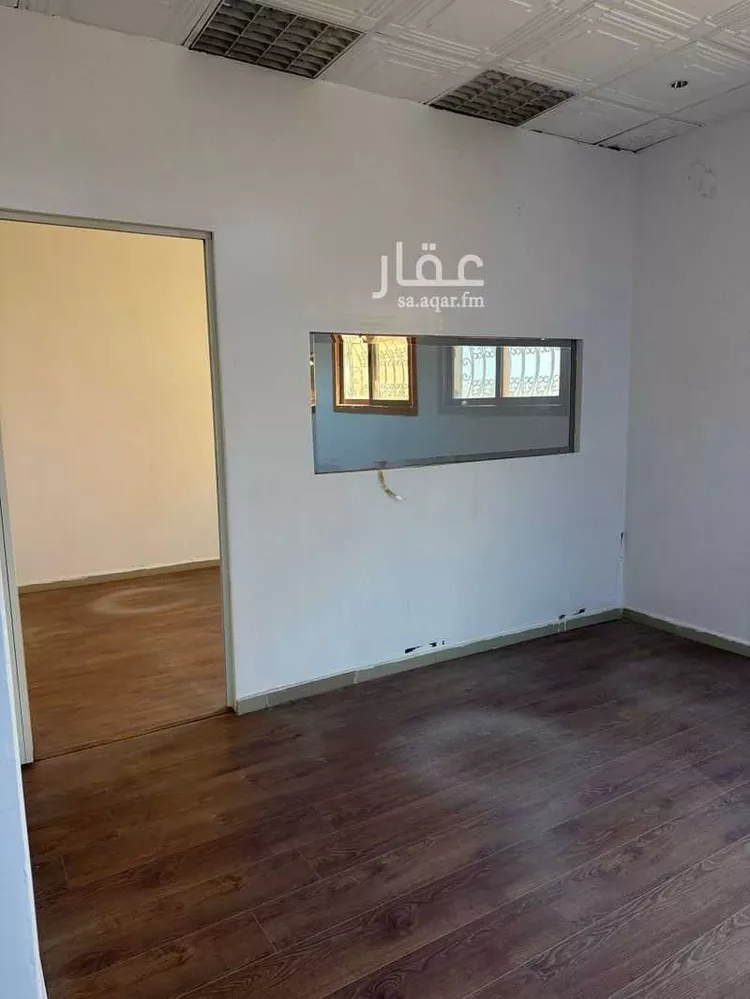 مكتب تجاري للإيجار في شارع الخزنة, حي إشبيلية, مدينة الرياض, منطقة الرياض صورة 3