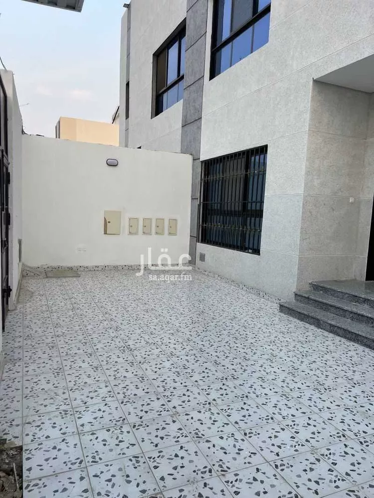 فيلا للبيع في شارع الامير فهد جلوي, حي الصالحية, مدينة جدة, منطقة مكة المكرمة صورة 4