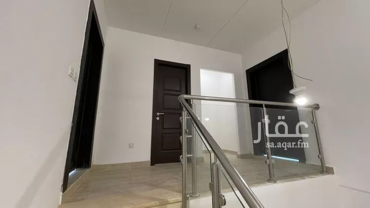 فيلا للبيع في شارع ابن أبي بكر المخزومي, حي مطار الملك خالد الدولي, مدينة الرياض, منطقة الرياض صورة 5