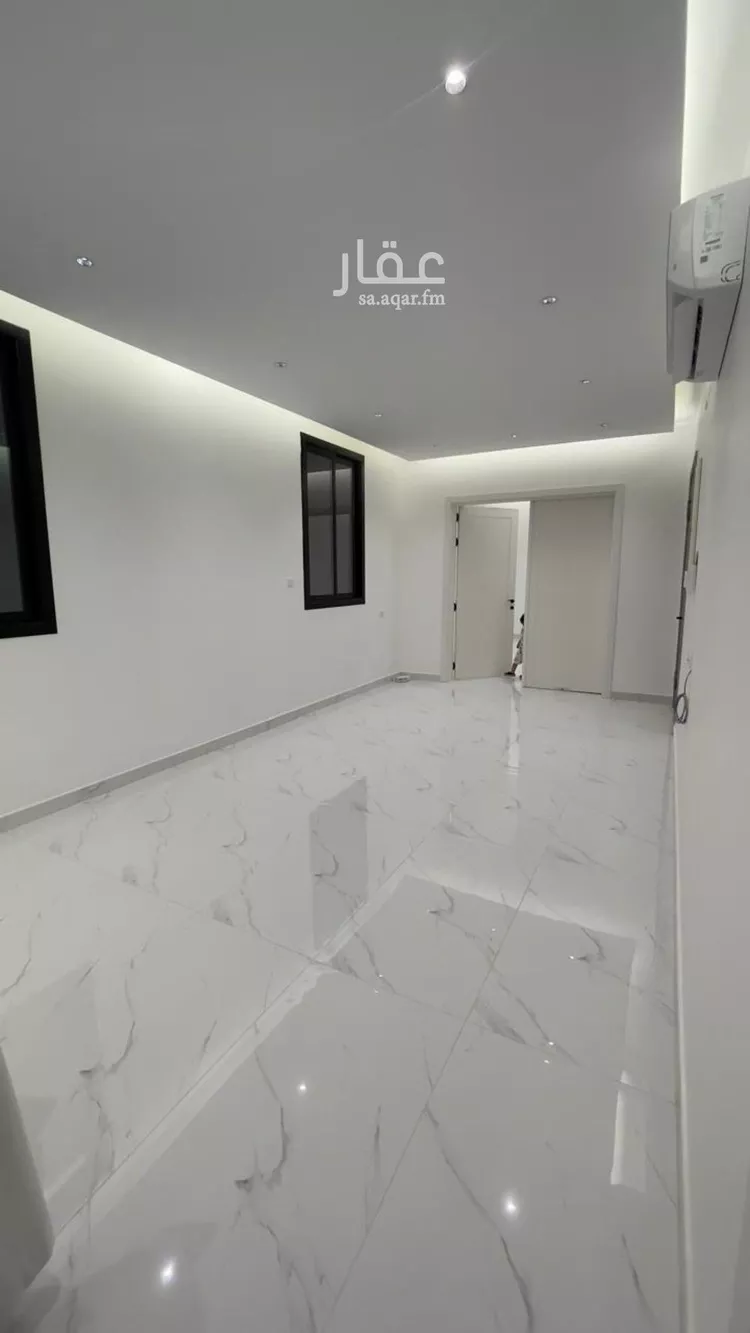 دور للبيع في شارع عبدالله بن جاسر, حي الرمال, مدينة الرياض, منطقة الرياض صورة 2