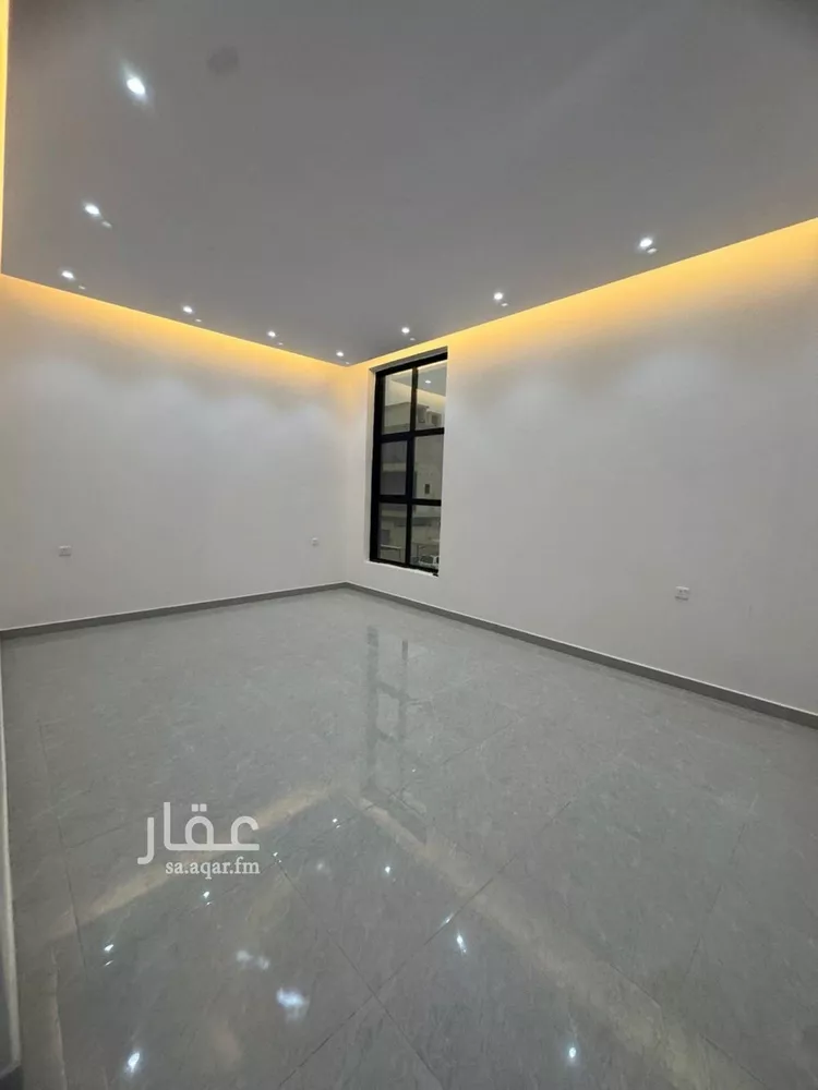 دور للبيع في شارع محمد بن قدامة, حي العارض, مدينة الرياض, منطقة الرياض صورة 2