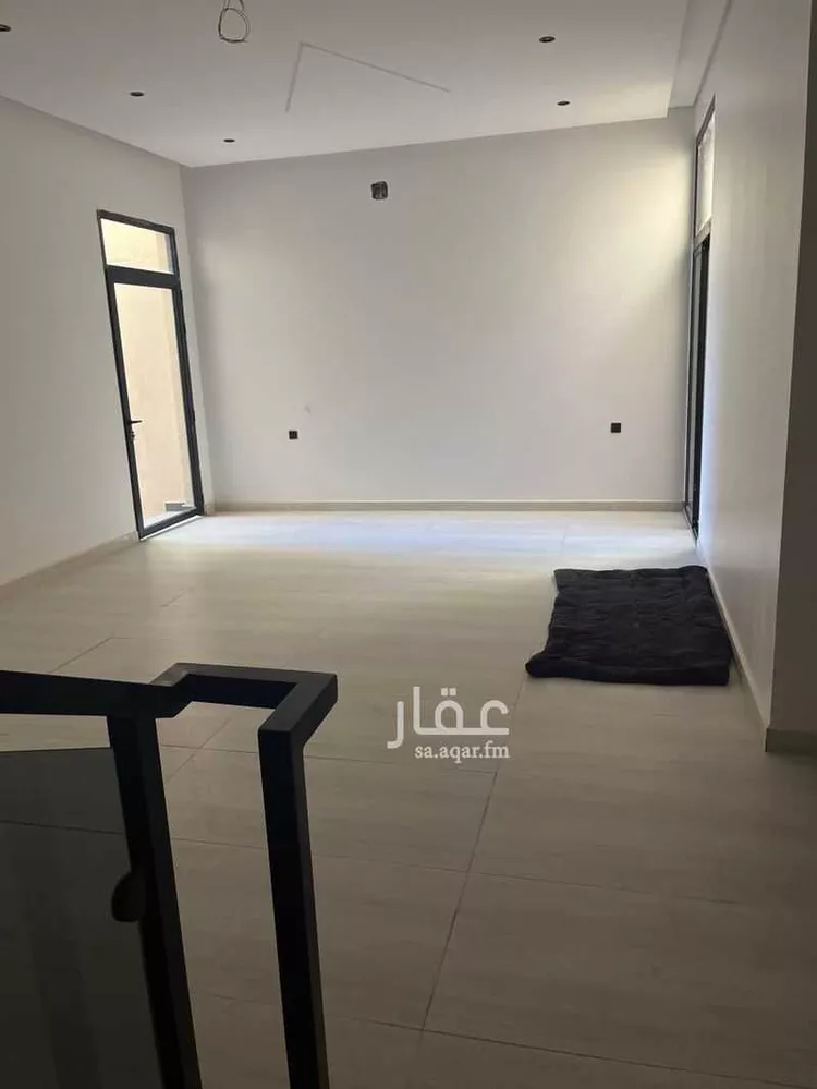 فيلا للإيجار في شارع ثابت بن وديعة ، حي العوالي ، الرياض ، منطقة الرياض صورة 5