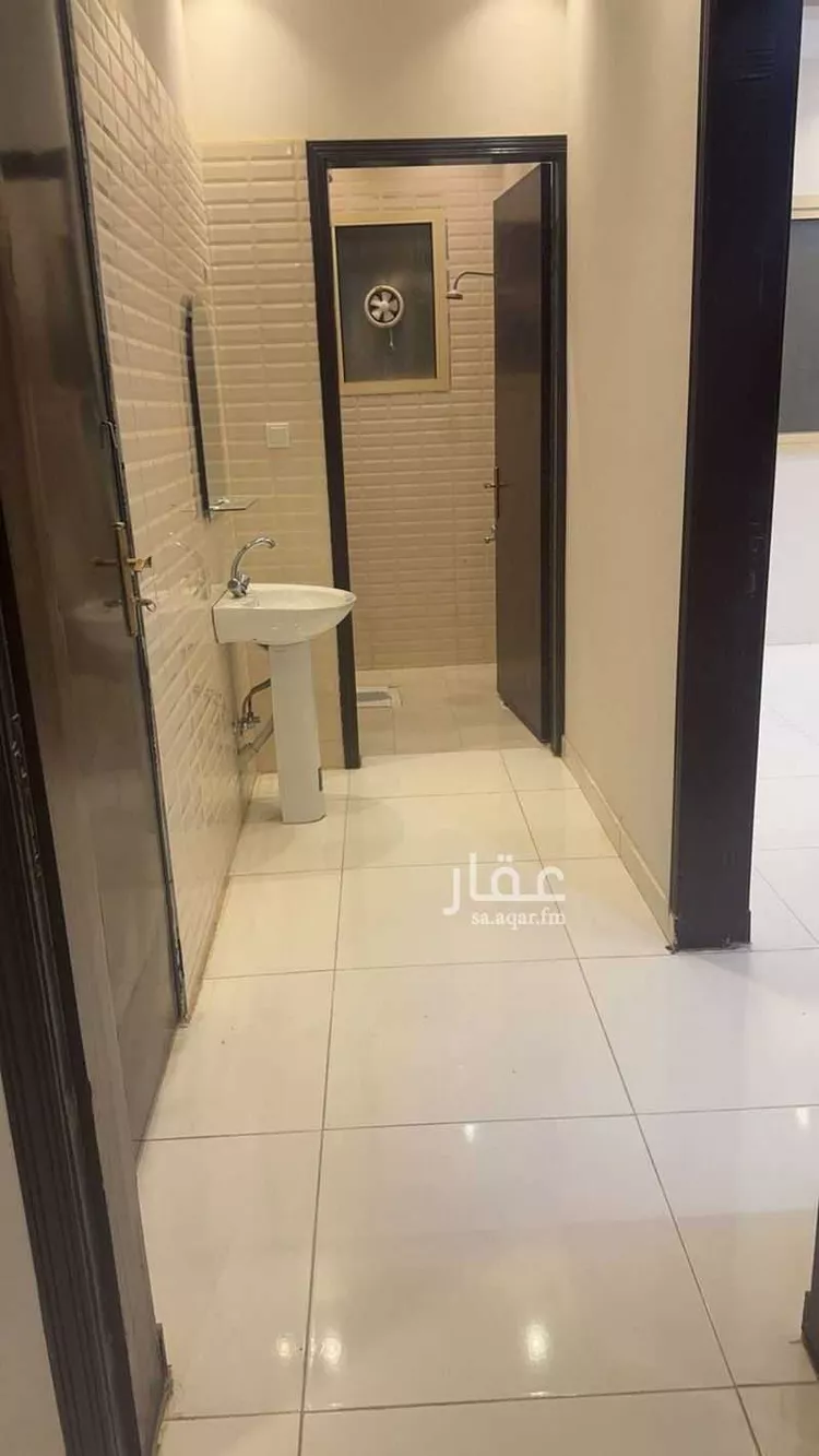 شقة للإيجار في شارع جارالله بن ظهيرة ، حي الرمال ، الرياض ، منطقة الرياض صورة 3