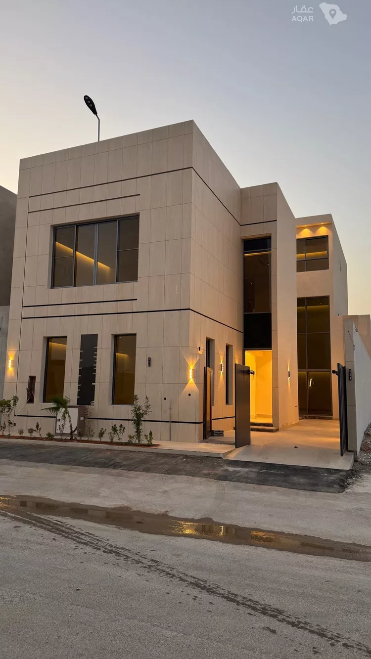 Villa for Sale in Riyadh Al Mahdiyah