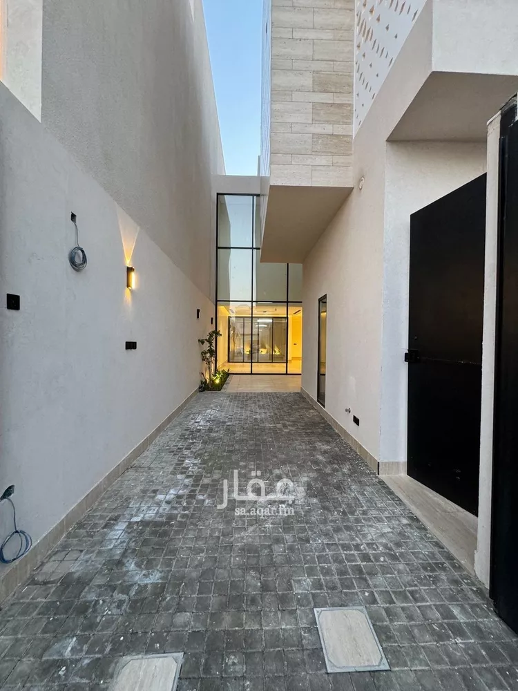 فيلا للبيع في شارع إبراهيم بن محمد الزمزمي, حي المهدية, مدينة الرياض, منطقة الرياض صورة 3