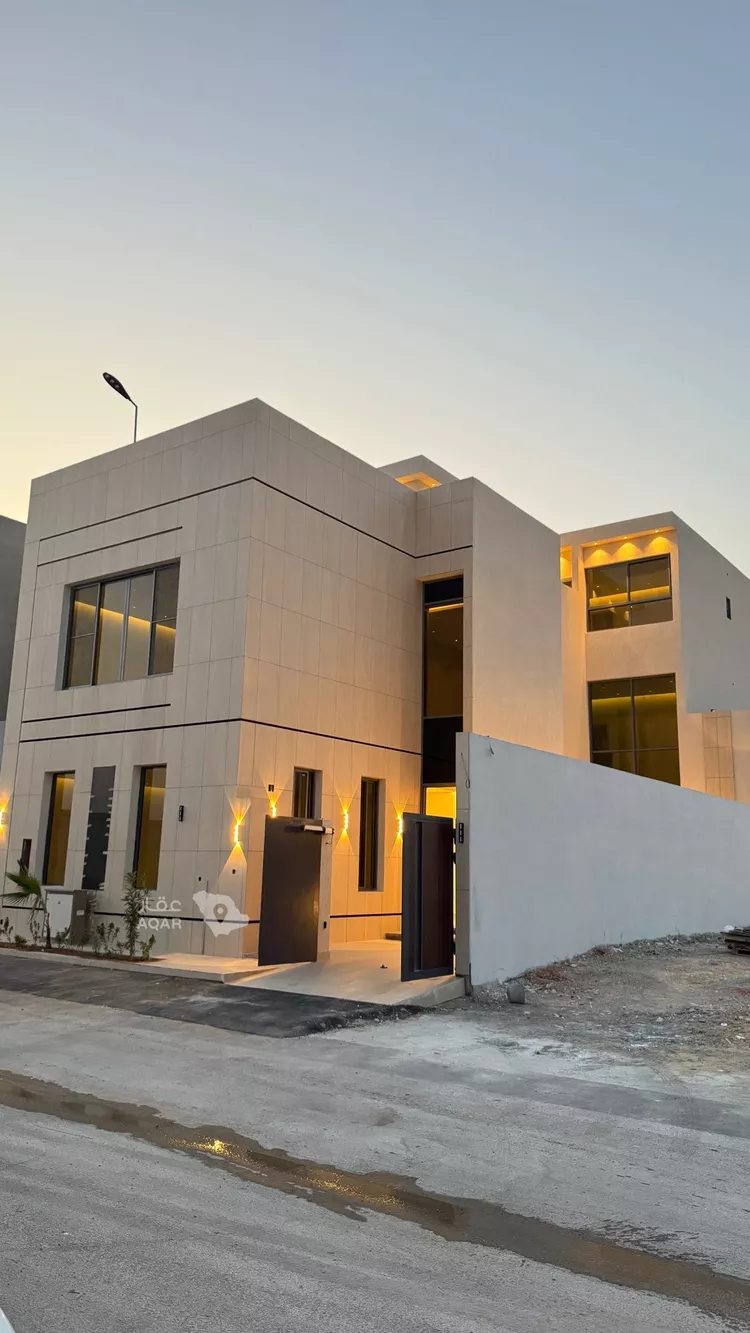 فيلا للبيع في شارع أم عبدالرحمن الصالحي, حي المهدية, مدينة الرياض, منطقة الرياض صورة 3