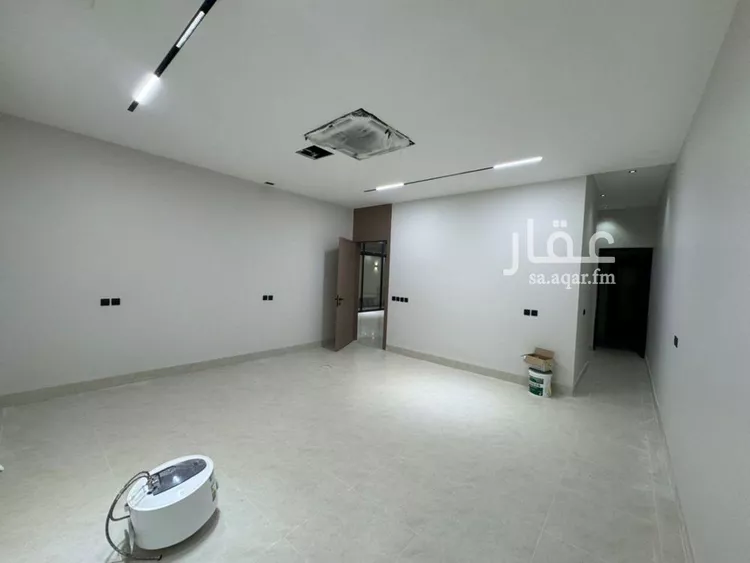 فيلا للبيع في شارع ابي الحسن, حي المهدية, مدينة الرياض, منطقة الرياض صورة 3