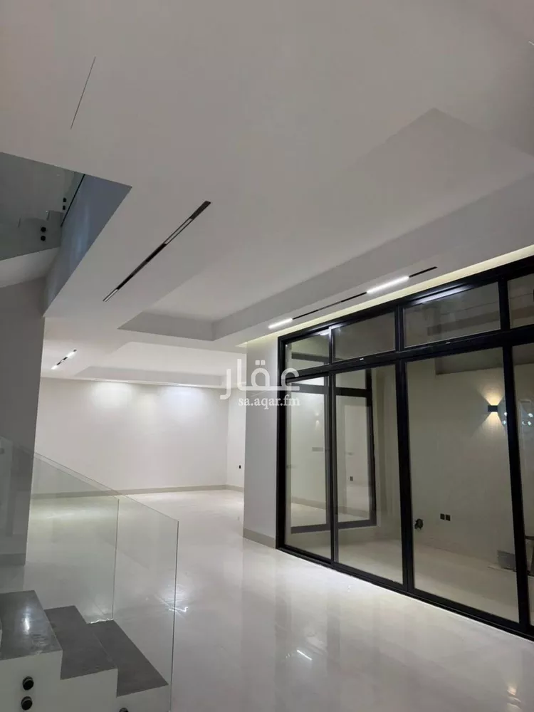 فيلا للبيع في شارع ابي الحسن, حي المهدية, مدينة الرياض, منطقة الرياض صورة 5